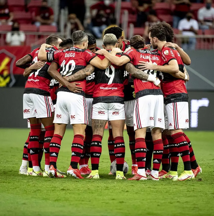 Über Albatross 4 brazil 6755880 12801